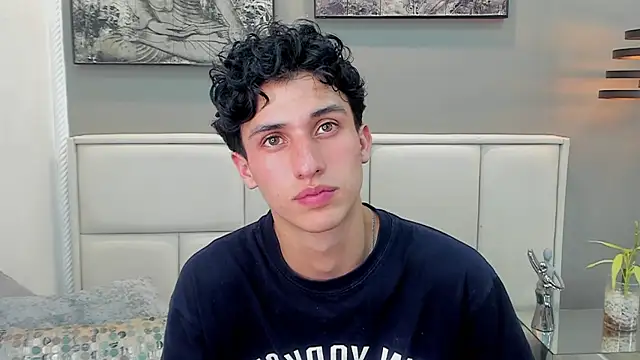Chat XXX en directo de thom_ames