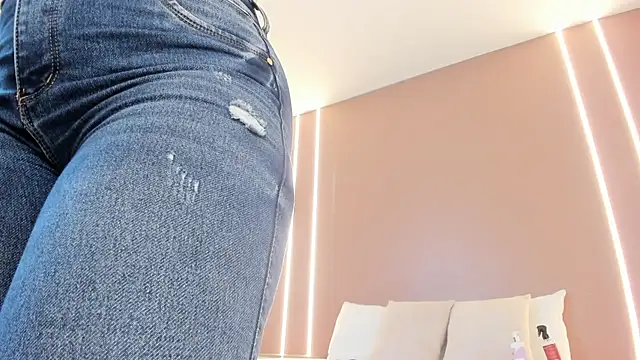 Czat XXX na żywo – zoee_zi