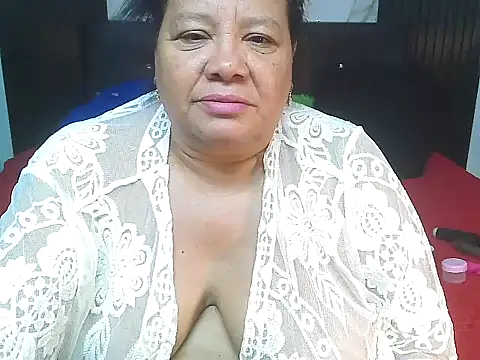 Shanttal0272's Live XXX Chat