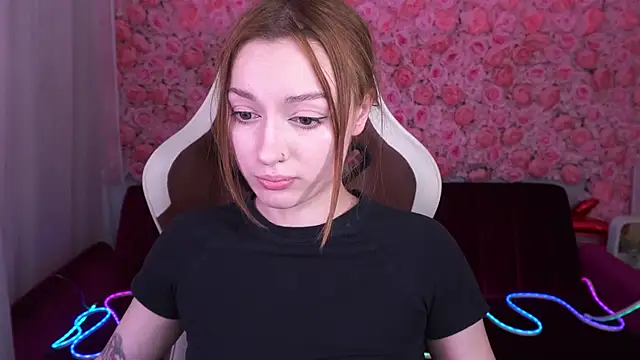 LizzaMoonn's Live XXX Chat