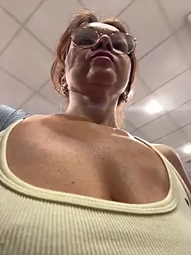 Chat +18 de Sweet_Ritta ao vivo