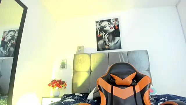 Ariel_star1 élő XXX-chatje