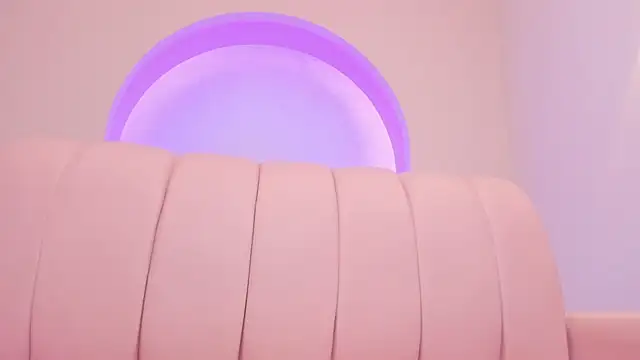 MiaLiore_ XXX чат на живо