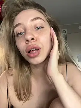 Kitty_Katrine Obrolan Langsung XXX