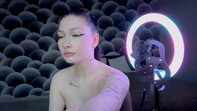 Czat XXX na żywo – miamicute