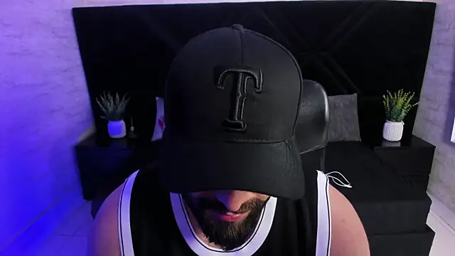 Živý XXX chat jhon_bear03