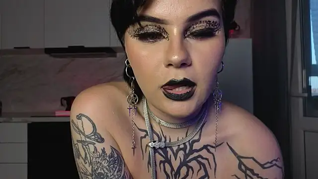 IntrigueYourDay Chat XXX in diretta