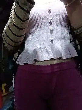 lya_sexyy: онлайн-секс-чат