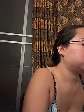Sembang XXX Secara Langsung Ponthip