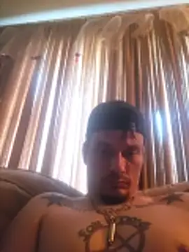 twistafatpipe's Live XXX Chat
