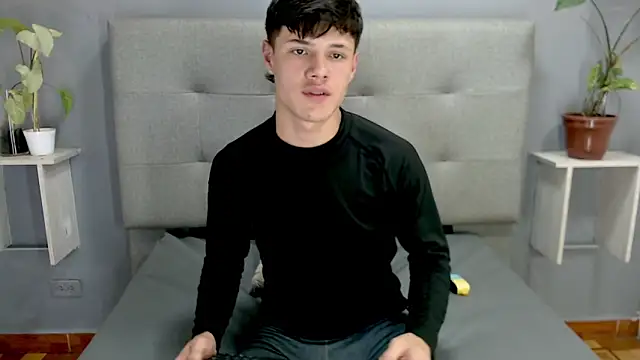 Chatroom XXX en direct de Kevin_Tupe