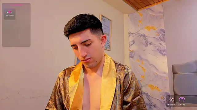 Un_SluttyyのライブXXXチャット