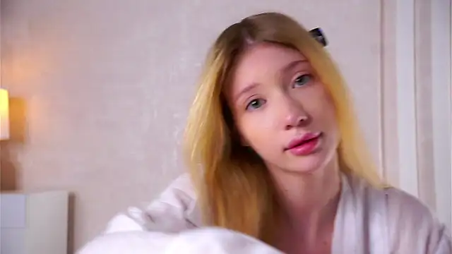 SunnivaCovil's Live XXX Chat