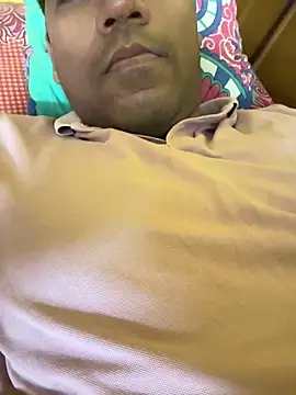 Rocky___01 লাইভ XXX চ্যাট