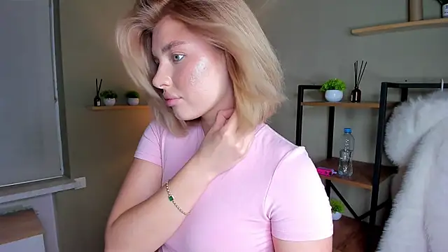 BossyPeach: онлайн-секс-чат