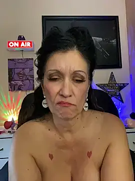 دردشة TheDime الجنسية المباشرة