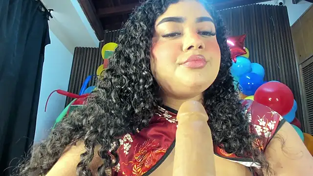 Chat XXX en directo de Karla18_