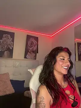 Chat +18 de SamathaMay ao vivo