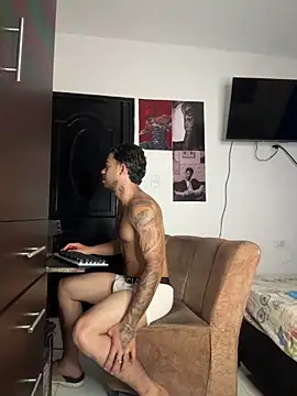 Kenny_romanoのライブXXXチャット