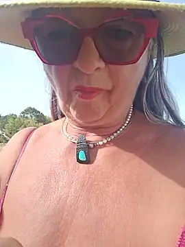 Hot-Mucin Live XXX chat