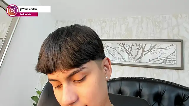 Chat XXX ao vivo de Lander_Cruz