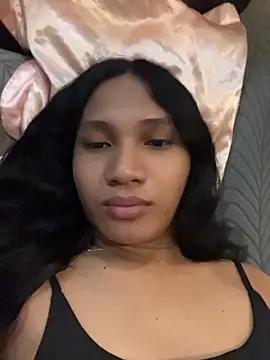 دردشة slutty_aki الجنسية المباشرة