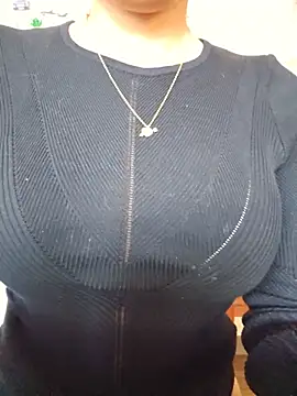 _MissCarla23_のライブXXXチャット