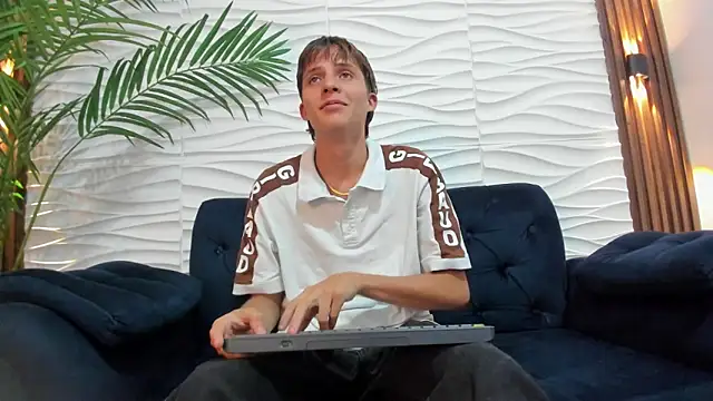 Chat XXX ao vivo de Pavo_tv