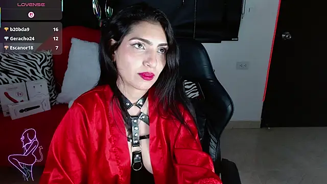 LunaSub69_ Chat XXX live