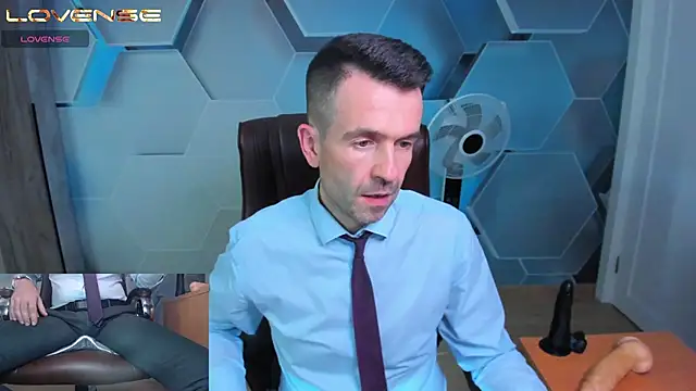 SteveTiger: απευθείας συνομιλία ΧΧΧ