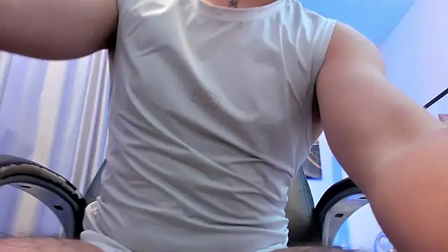Tommas_Jhonson Chat XXX in diretta