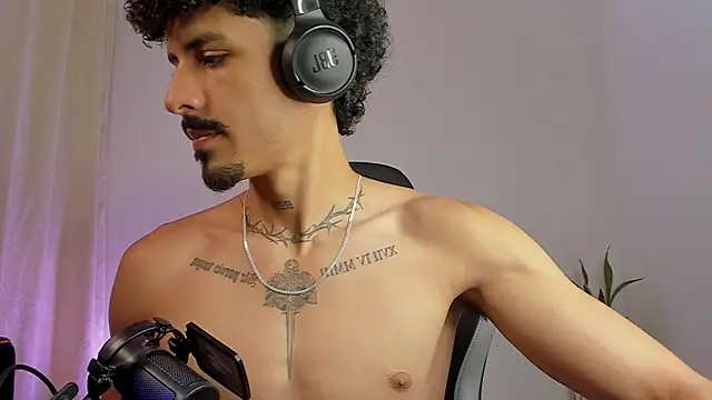 XXX chat uživo modela Lukeetaylor