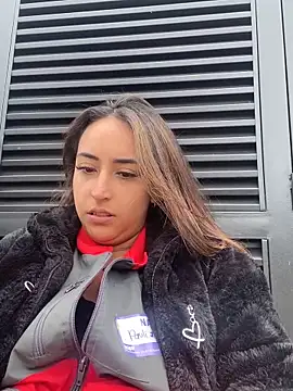 Vaiolet_a's Live XXX Chat