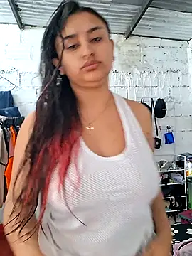 sariitha_sw – Naživo XXX chat