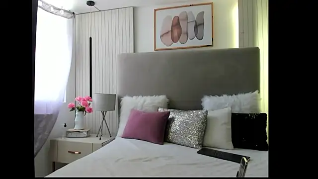 XXX chat uživo modela BrigitteVons