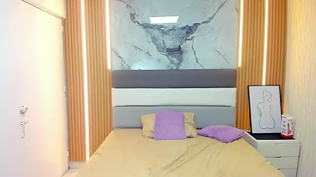 Živý XXX chat LEYNABRAUN
