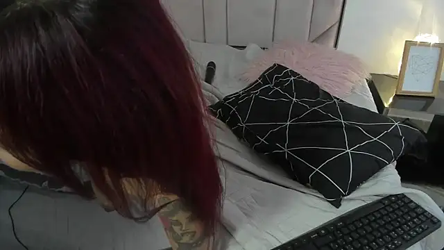 melanie_roux__'s Live XXX Chat