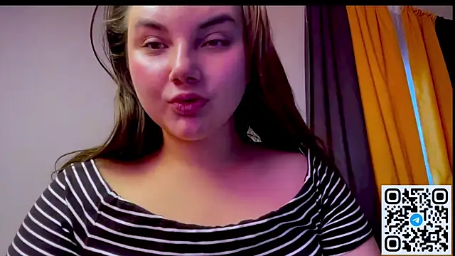 Dreamyblushfairy's Live XXX Chat