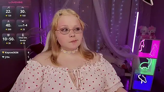XXX chat uživo modela LottieReed
