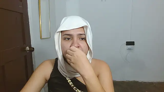 צ'אט XXX בשידור חי של Thalian