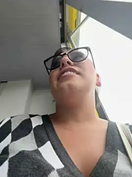 XXX chat uživo modela TamySweetness