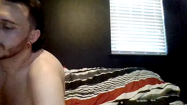 Chat XXX en directo de Mikecloudyhawk