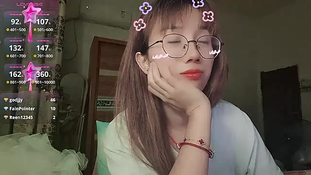 Lili_666 – Naživo XXX chat