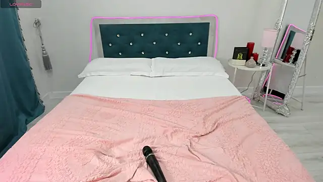 novaaskyy 现场XXX聊天