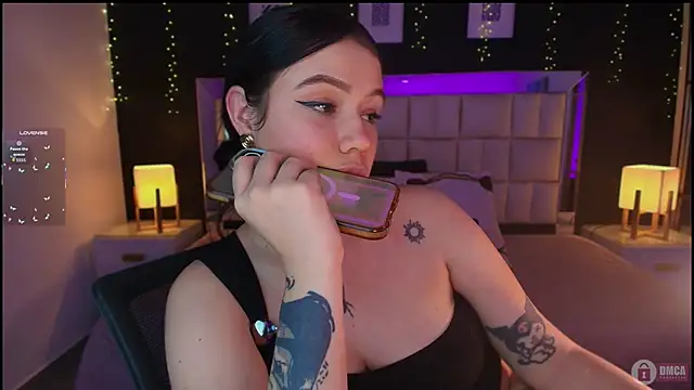 emmy_wattsoon Live XXX-chat