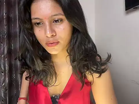 Chatroom XXX en direct de Naira_fit
