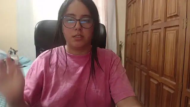 Chat +18 de Venus_cat_ ao vivo