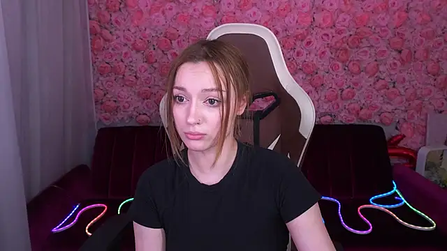 Chat XXX en directo de LizzaMoonn