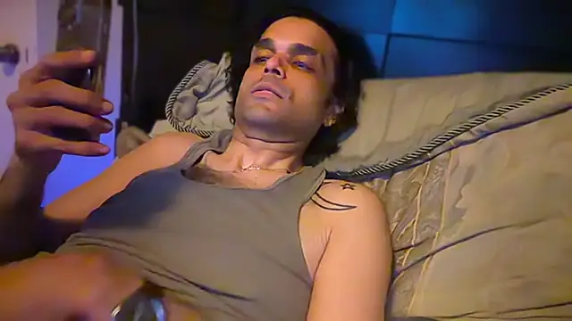 icebergslim281's Live XXX Chat