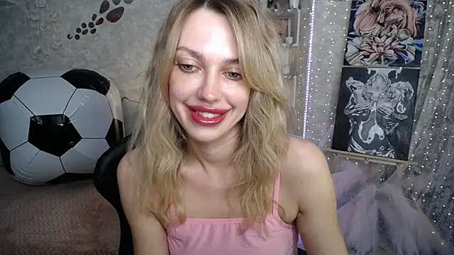 NickyAdamidi Chat XXX live